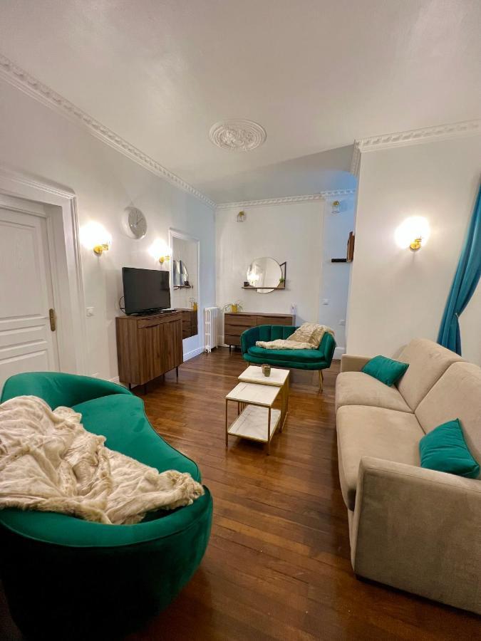 De Luxe Avec Fresque, Hyper Centre Et Parking Sure Appartement *